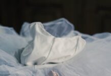 바레 지식in: 왜 관절은 보호해야 하고 근육은 자극해야 할까? slipper, dance, ballet, dancer, foot, classic dance, tumblr wallpaper, gray dance, gray wallpaper, gray dancing, gray ballet, iphone wallpaper, dance, dance, dance, ballet, ballet, ballet, ballet, ballet